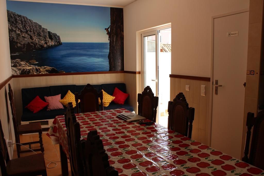 Racing Mackerel Hostel Лагуш Экстерьер фото