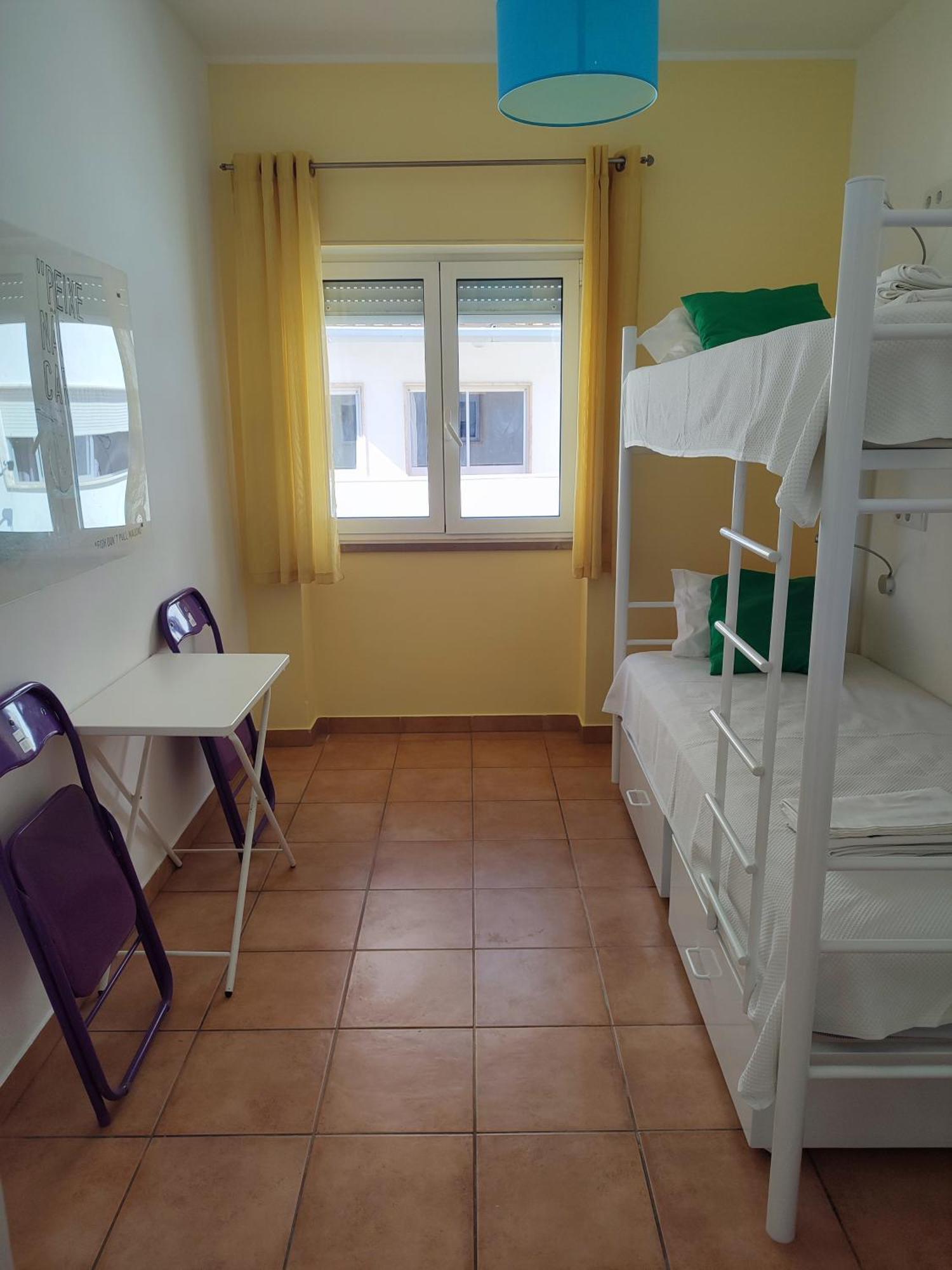 Racing Mackerel Hostel Лагуш Экстерьер фото