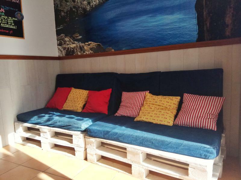 Racing Mackerel Hostel Лагуш Экстерьер фото